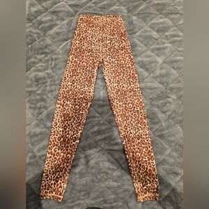 Worn Once - Leopard Aerie Leggings